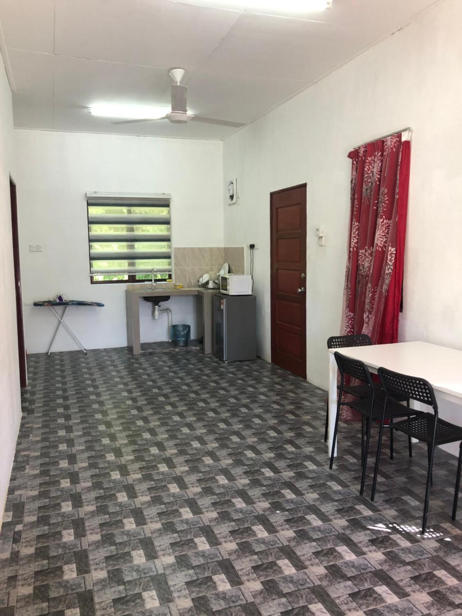 Homestay Idaman B B With 2 Room Aircond 2 Quen Bed And Not Sharing Room -Privacy كُوالا تيرينغانو المظهر الخارجي الصورة